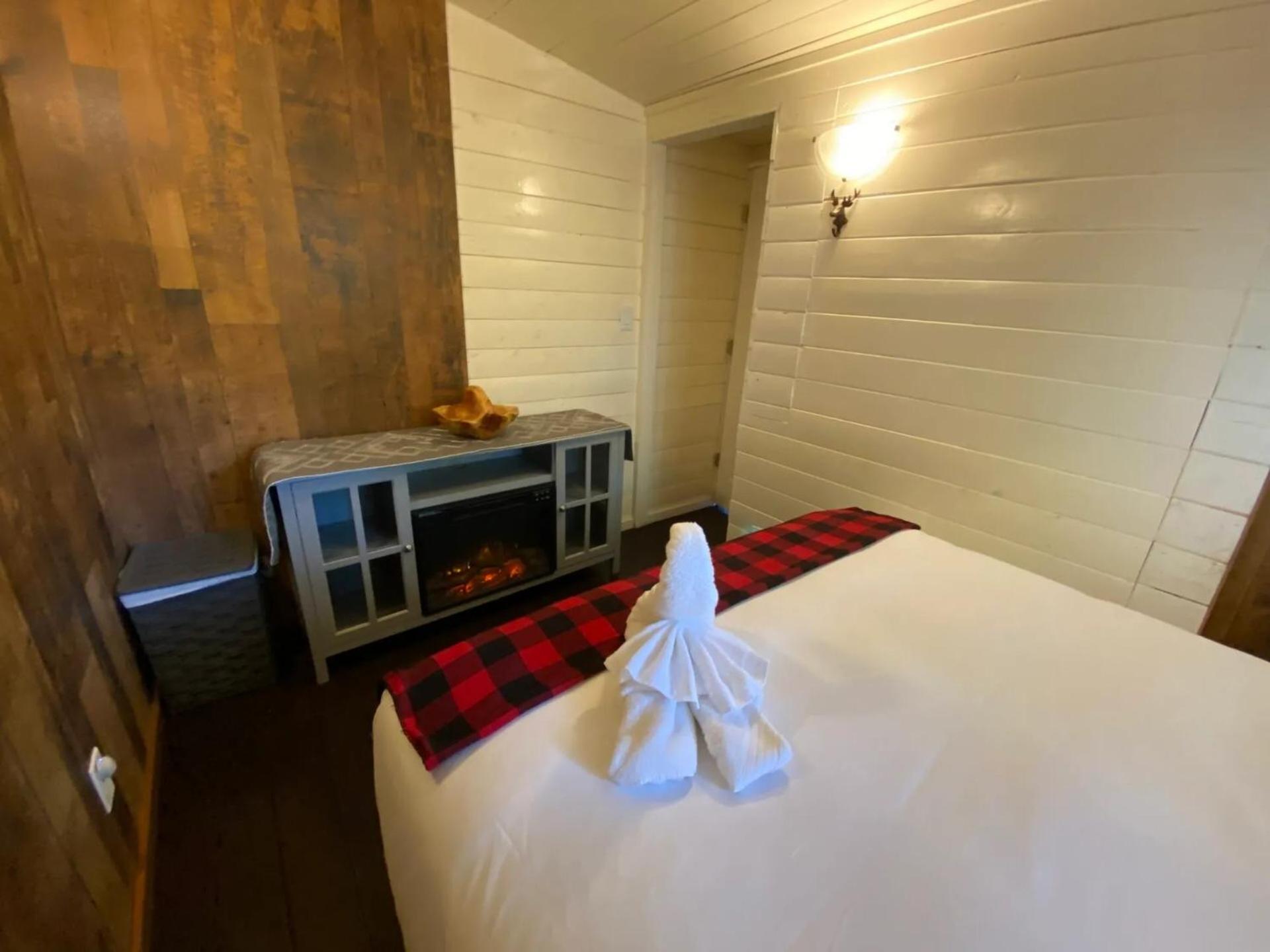 Lodge Woodhouse And Ranch