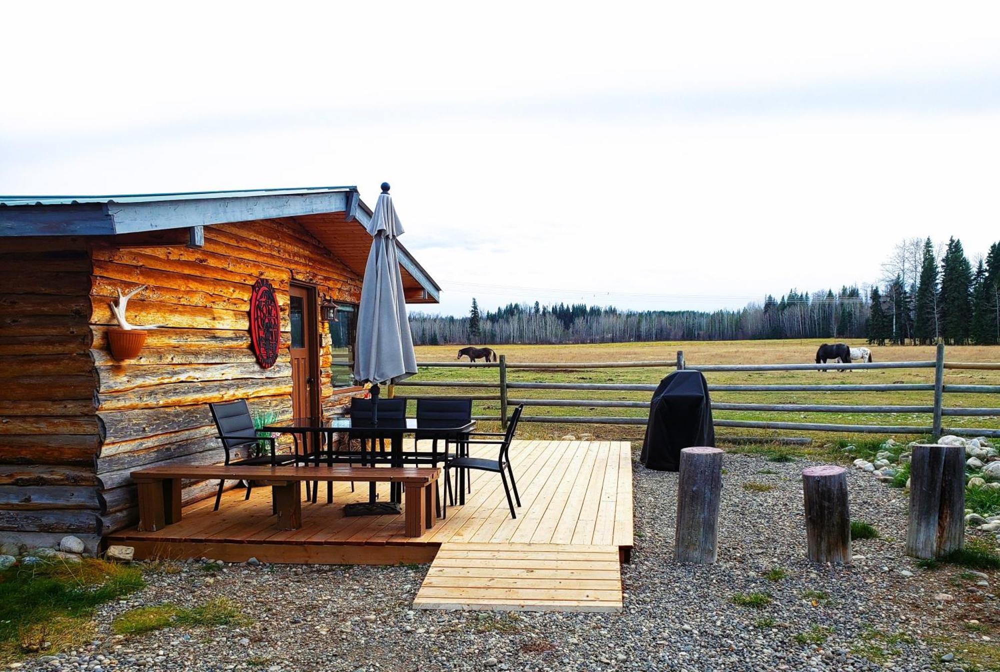 Woodhouse And Ranch Lodge