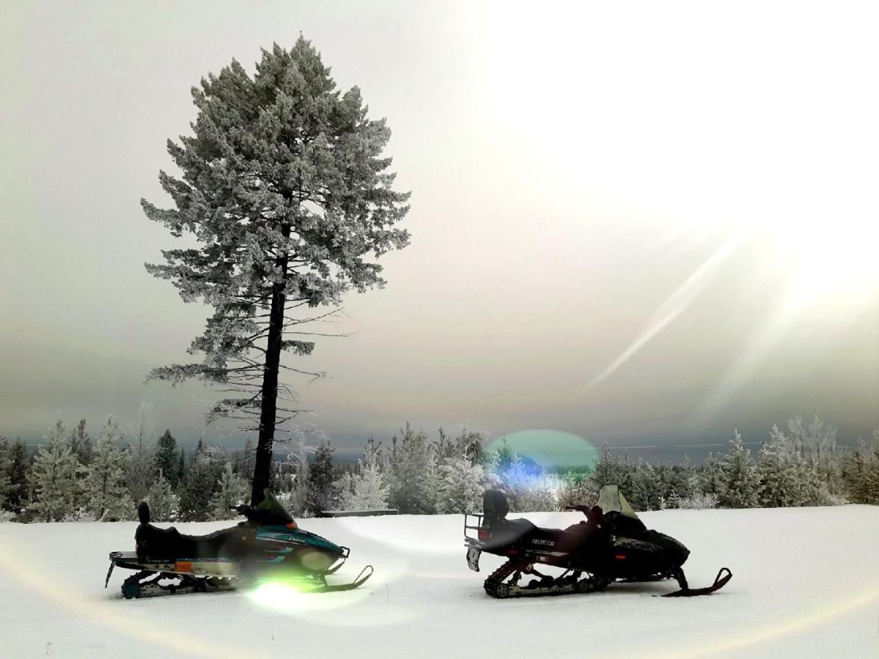 Woodhouse And Ranch Lodge *